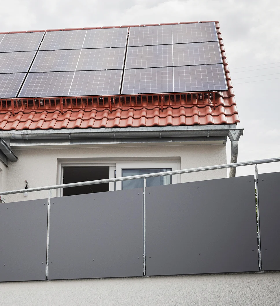 Frick_Holzbau_Photovoltaik_Dach_Rems-Murr-Kreis Frick Holzbau Photovoltaik Dach Rems-Murr-Kreis